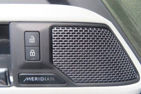 2024 Land Rover Defender 110 P300 S