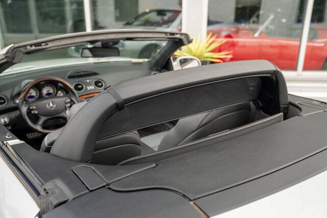 2003 Mercedes-Benz SL-Class 44