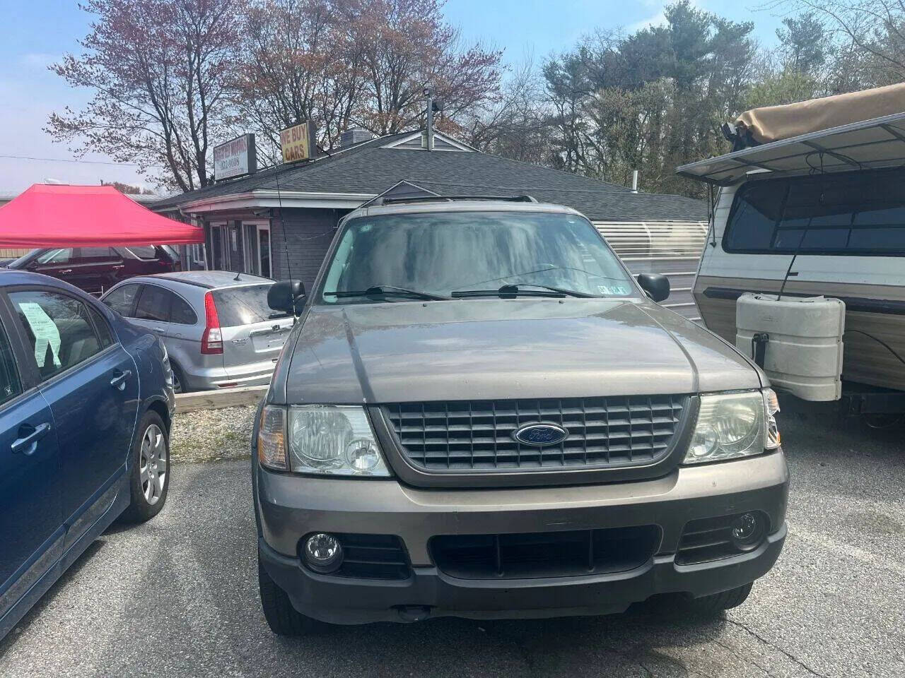 Brown 2004 Ford Explorer XLT 4dr XLT 4WD SUV 1