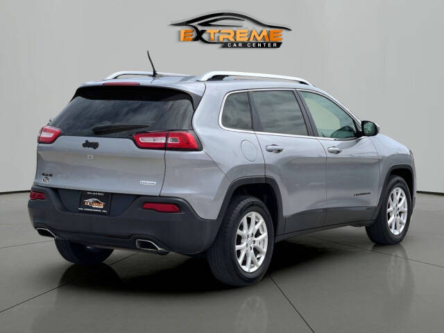 2015 Jeep Cherokee for sale at Extreme Car Center in Detroit, MI