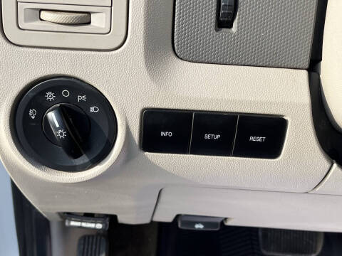 2009 Ford Escape XLT