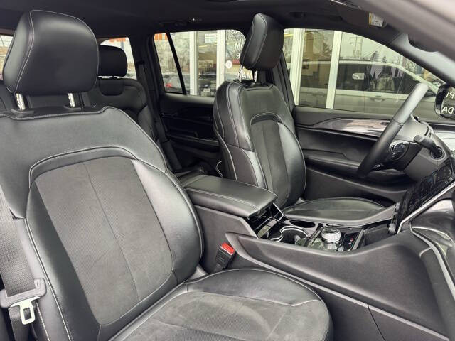 2022 Jeep Grand Cherokee Altitude