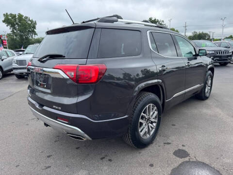 2017 GMC Acadia Denali