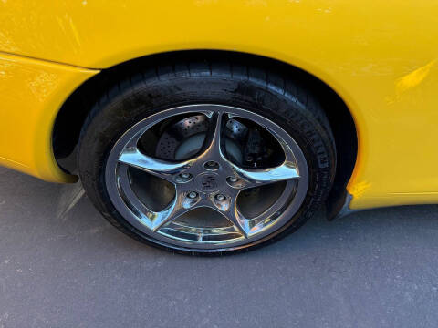 2001 Porsche 911 Carrera