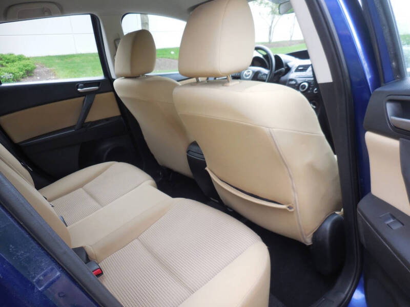 2012 Mazda MAZDA3 i Touring
