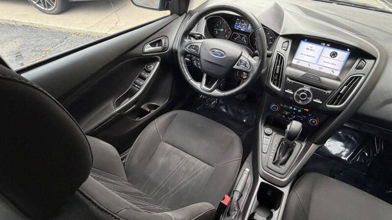 2017 Ford Focus SEL