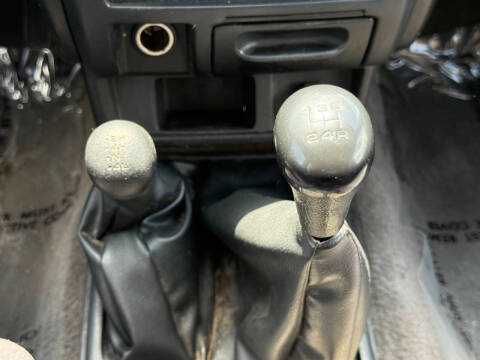 2001 Nissan Frontier SC