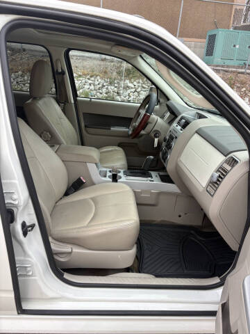 2010 Mercury Mariner Premier V6