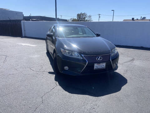 2013 Lexus ES 300h