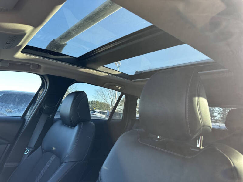 2023 Mazda CX-50 2.5 S Preferred Plus