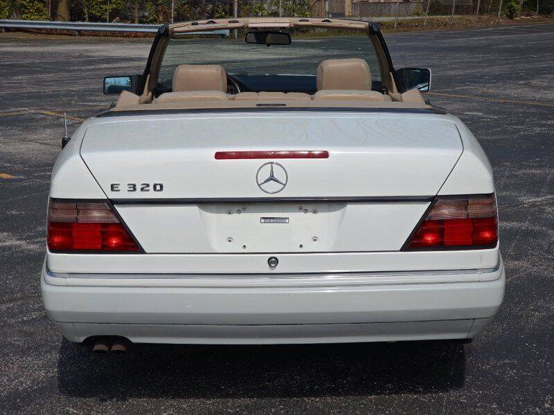 1995 Mercedes-Benz E-Class E 320