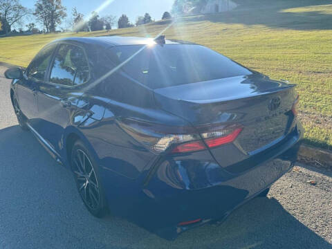 2024 Toyota Camry SE Nightshade