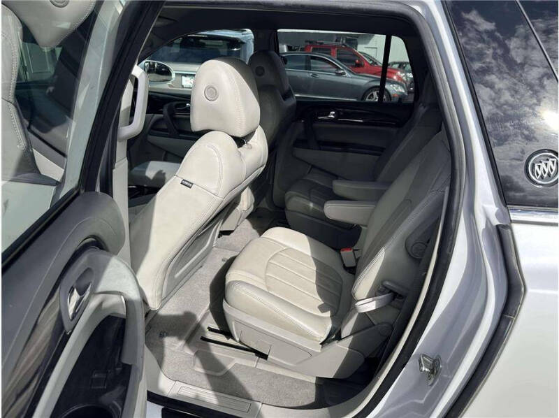 2016 Buick Enclave Leather