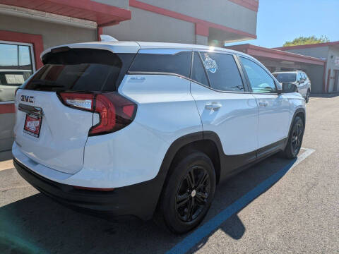 2022 GMC Terrain SLE