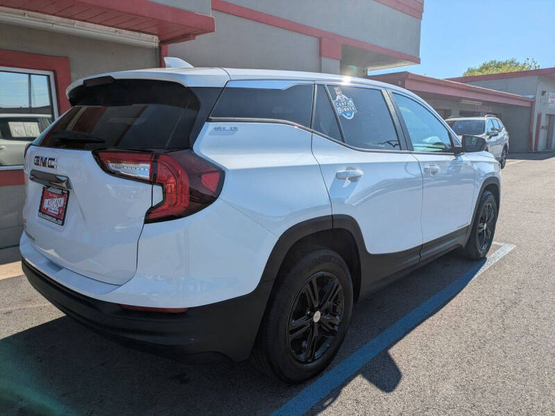 2022 GMC Terrain SLE