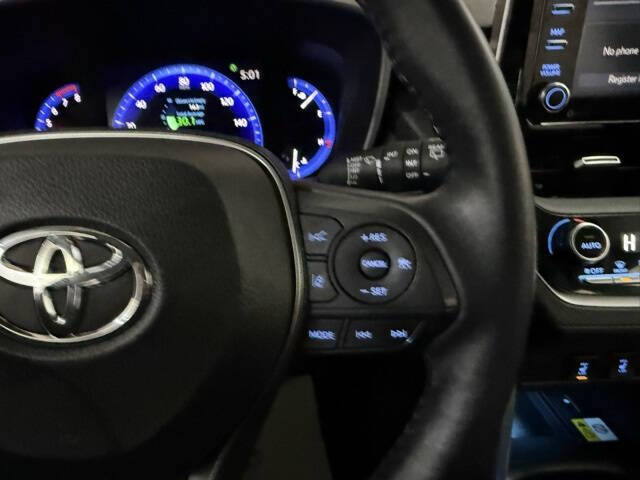 2022 Toyota Corolla Cross XLE