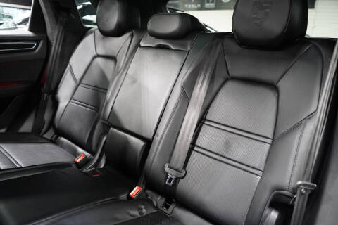 2023 Porsche Cayenne GTS