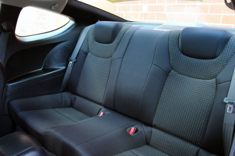 2012 Hyundai Genesis Coupe 2.0T Premium
