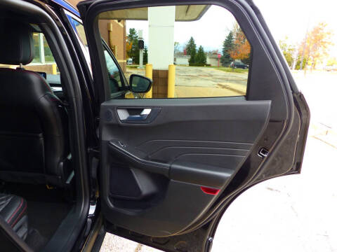 2024 Ford Escape ST-Line Elite