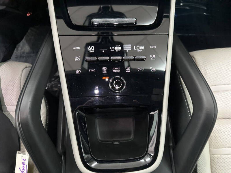 2024 Porsche Cayenne Coupe