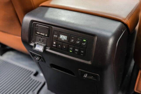 2019 Toyota Sequoia Platinum