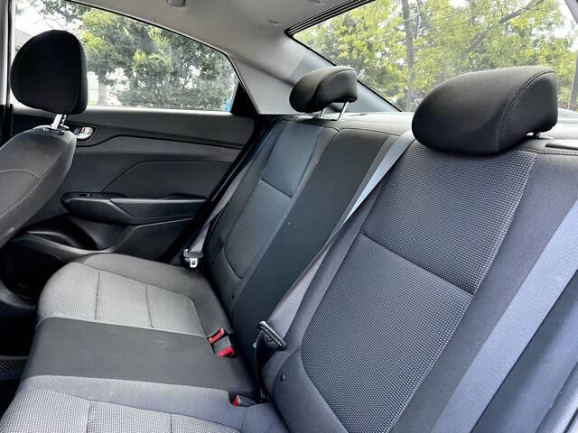 2021 Hyundai Accent SE