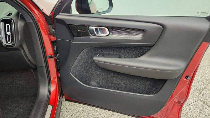 2019 Volvo XC40