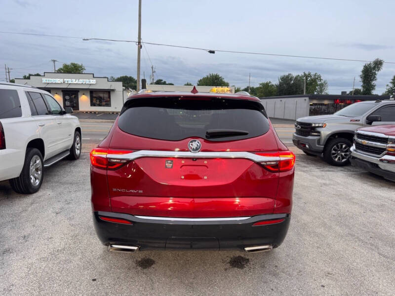 2020 Buick Enclave Essence