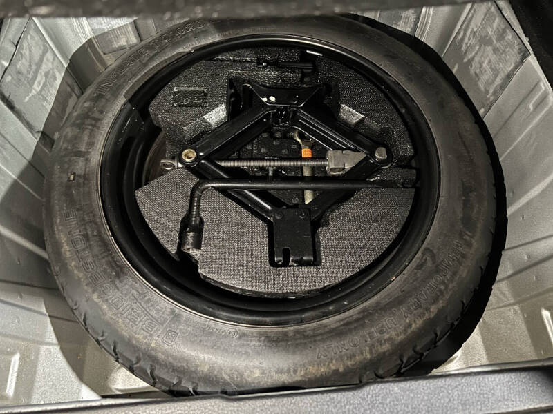 2005 Subaru Outback 2.5i