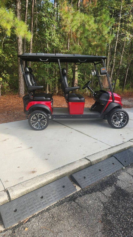 2025 Royal EV Majesty 72volt LSV Forward Fac