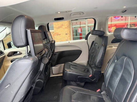 2018 Chrysler Pacifica Touring L Plus