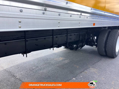 2019 Freightliner M2 106