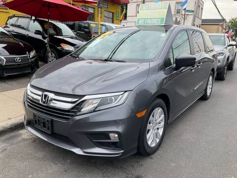 2020 Honda Odyssey for sale at Drive Deleon in Yonkers NY