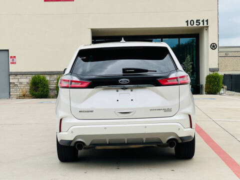 2019 Ford Edge Titanium