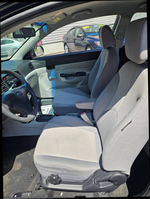2010 Hyundai Accent GS