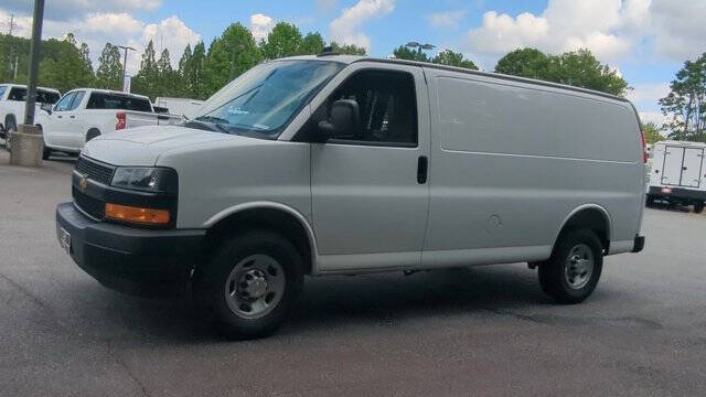 2025 Chevrolet Express 2500