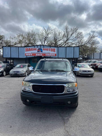 2004 GMC Yukon XL Denali