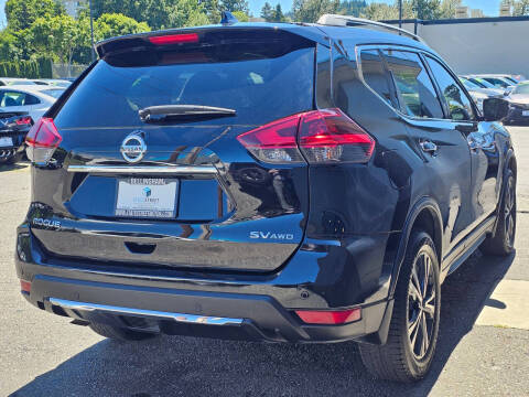 2020 Nissan Rogue SV