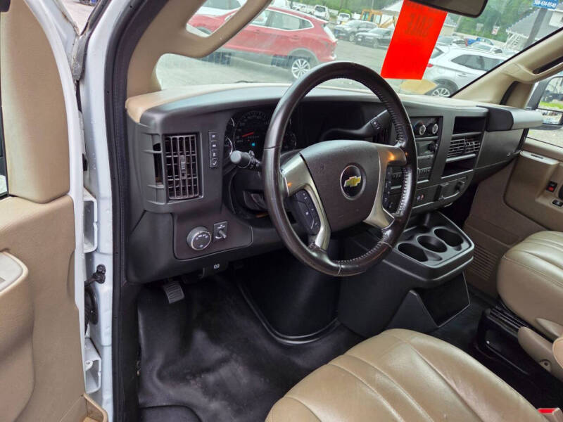 2019 Chevrolet Express 2500