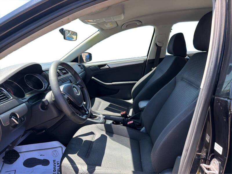 2016 Volkswagen Jetta