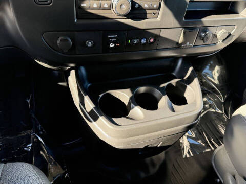 2017 Chevrolet Express LS 2500