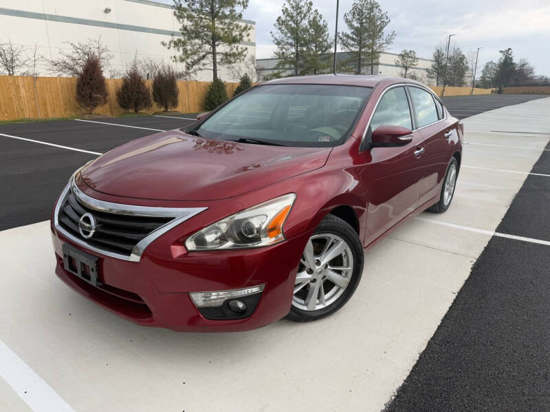 2013 Nissan Altima for sale at Aren Auto Group in Chantilly VA