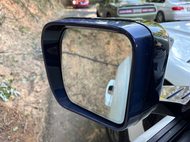 2020 Land Rover Defender 110 SE