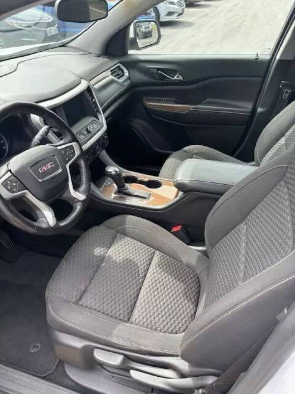 2018 GMC Acadia SLE-1