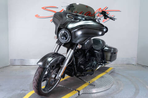 2014 Harley-Davidson Street Glide Special