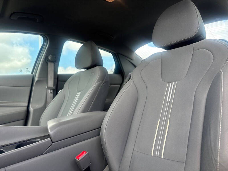 2021 Hyundai Elantra