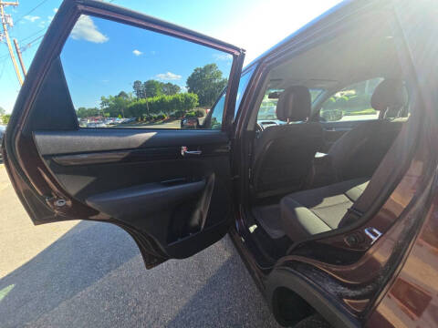2011 Kia Sorento LX
