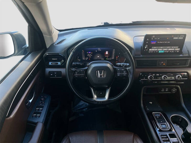2023 Honda Pilot Elite