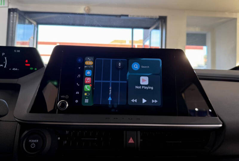 2024 Toyota Prius LE