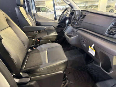 2025 Ford Transit 250